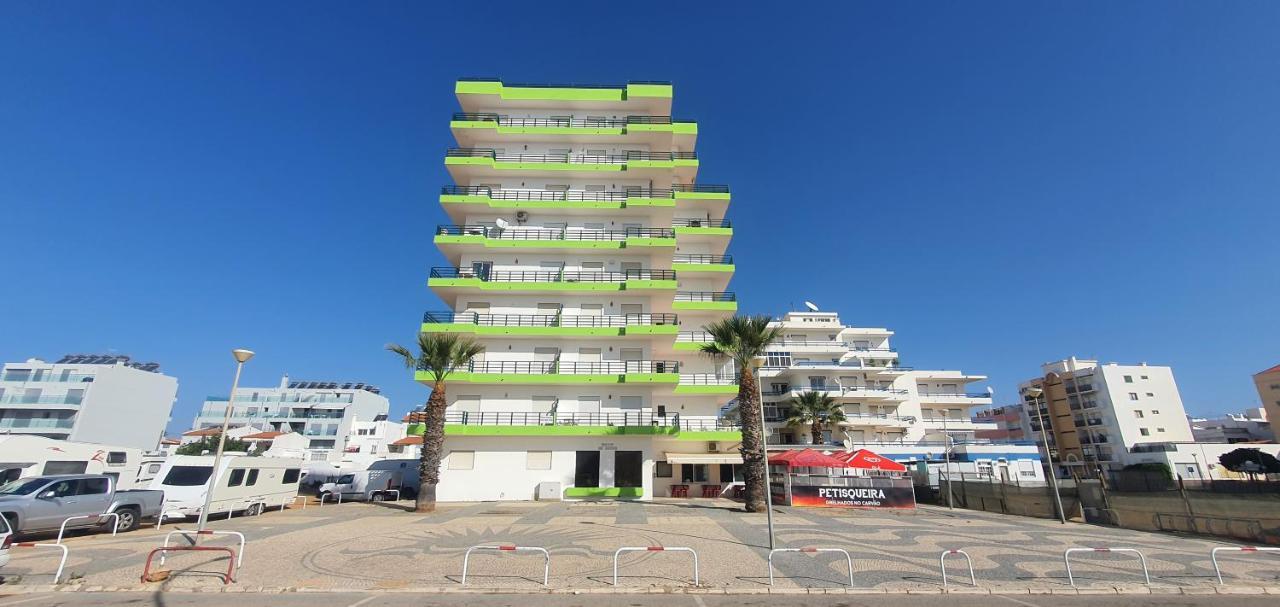 Monte Gordo T2 Frente Mar Apartment Ngoại thất bức ảnh