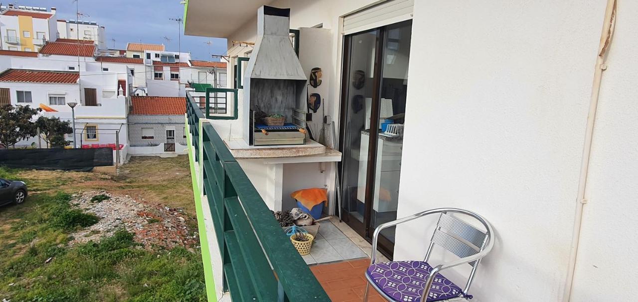 Monte Gordo T2 Frente Mar Apartment Ngoại thất bức ảnh